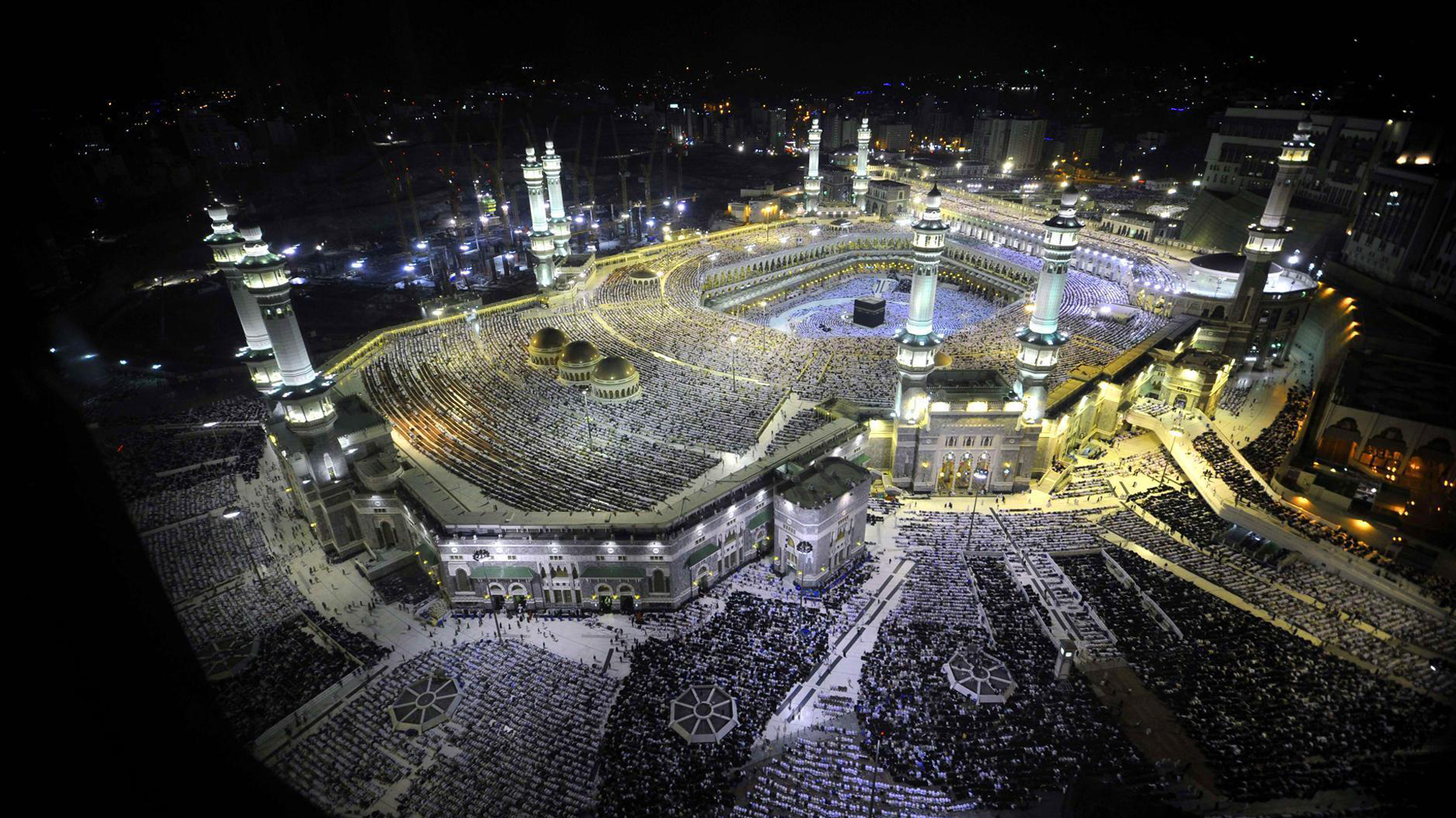 Holy mosque destination for Hajj and Umrah travel services